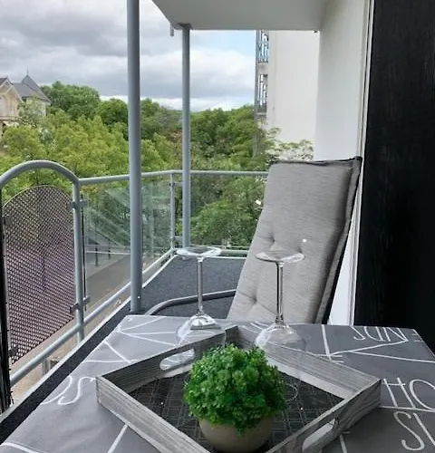 アパート Grosszuegiges Und Helles 2-zimmer-appartement Im Kurgebiet バート・クロイツナハ